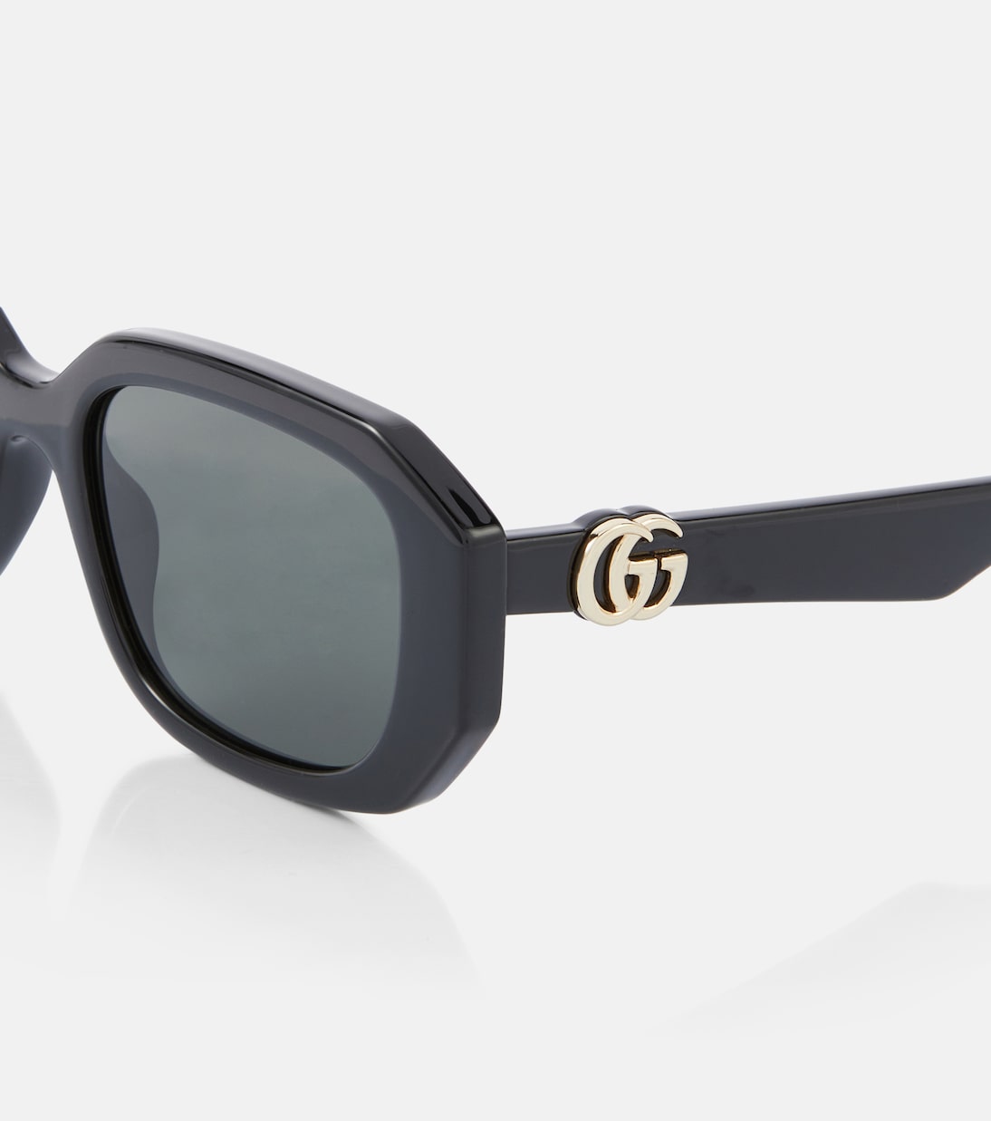 Occhiali da sole GUCCI con logo Double G, stile quadrato per giovani trendsetter