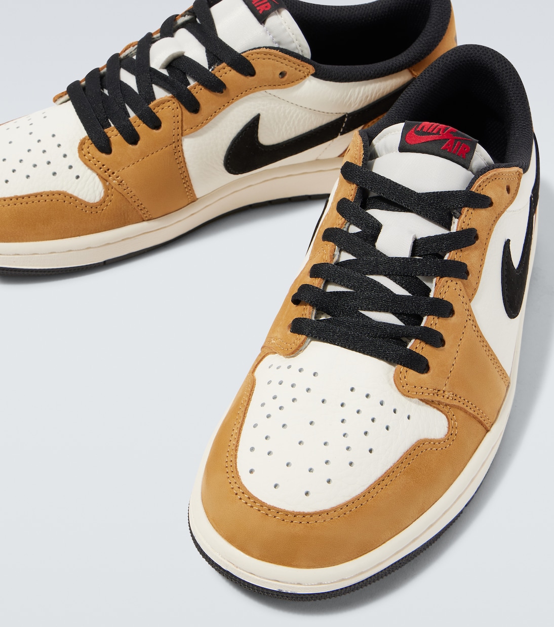 Sneakers Air Jordan 1 mit Leder | Nike