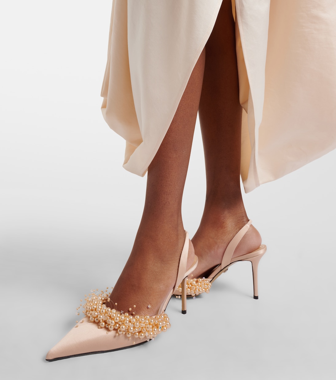 Pumps slingback Floating Pearls 85 in raso | Mach & Mach