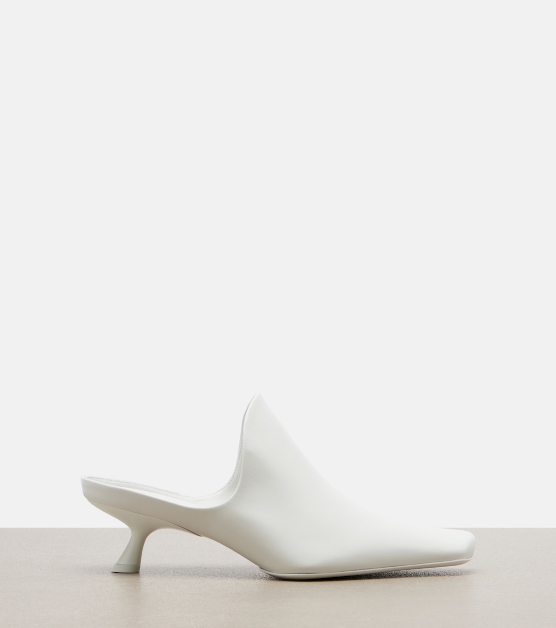 Mules Emily en cuir | Loewe