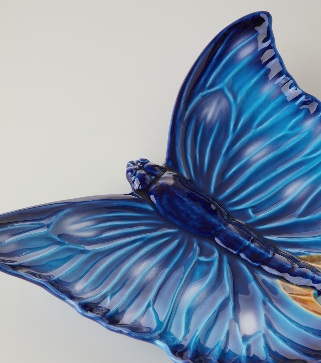 Cloudy Butterflies tray by Claudia Schiffer | Bordallo Pinheiro