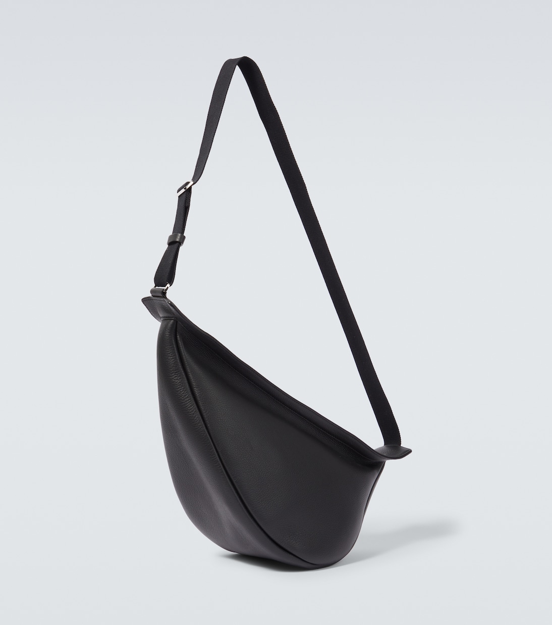 Black slouchy crossbody bag 2025