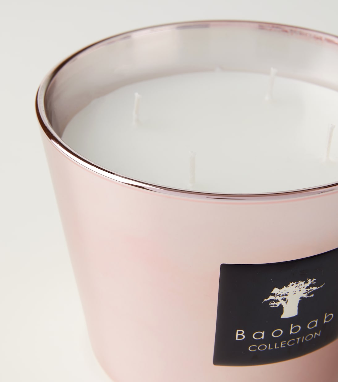 Les Exclusives Roseum Small scented candle | Baobab Collection