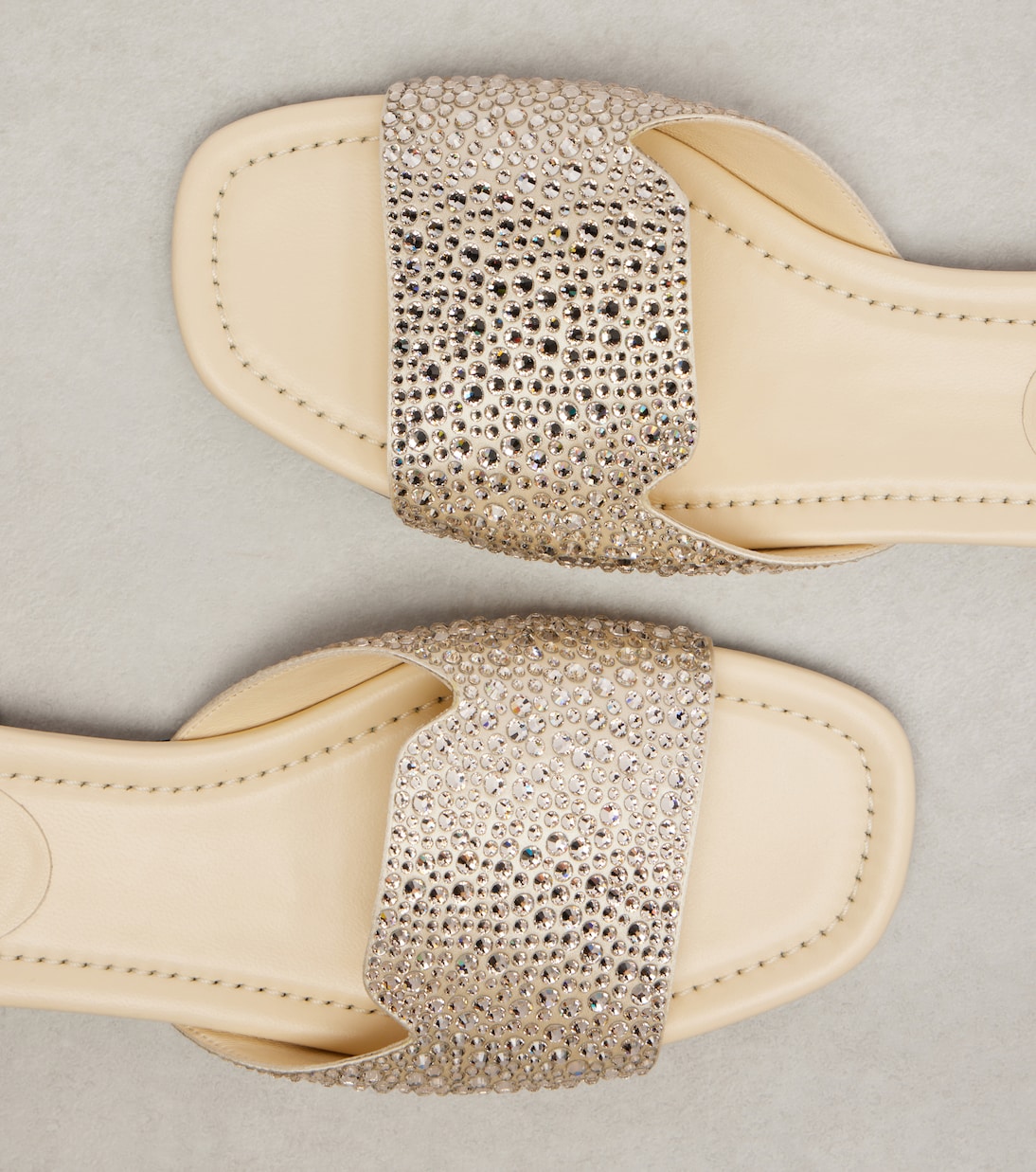 Mules Dina en satin à ornements | Jimmy Choo