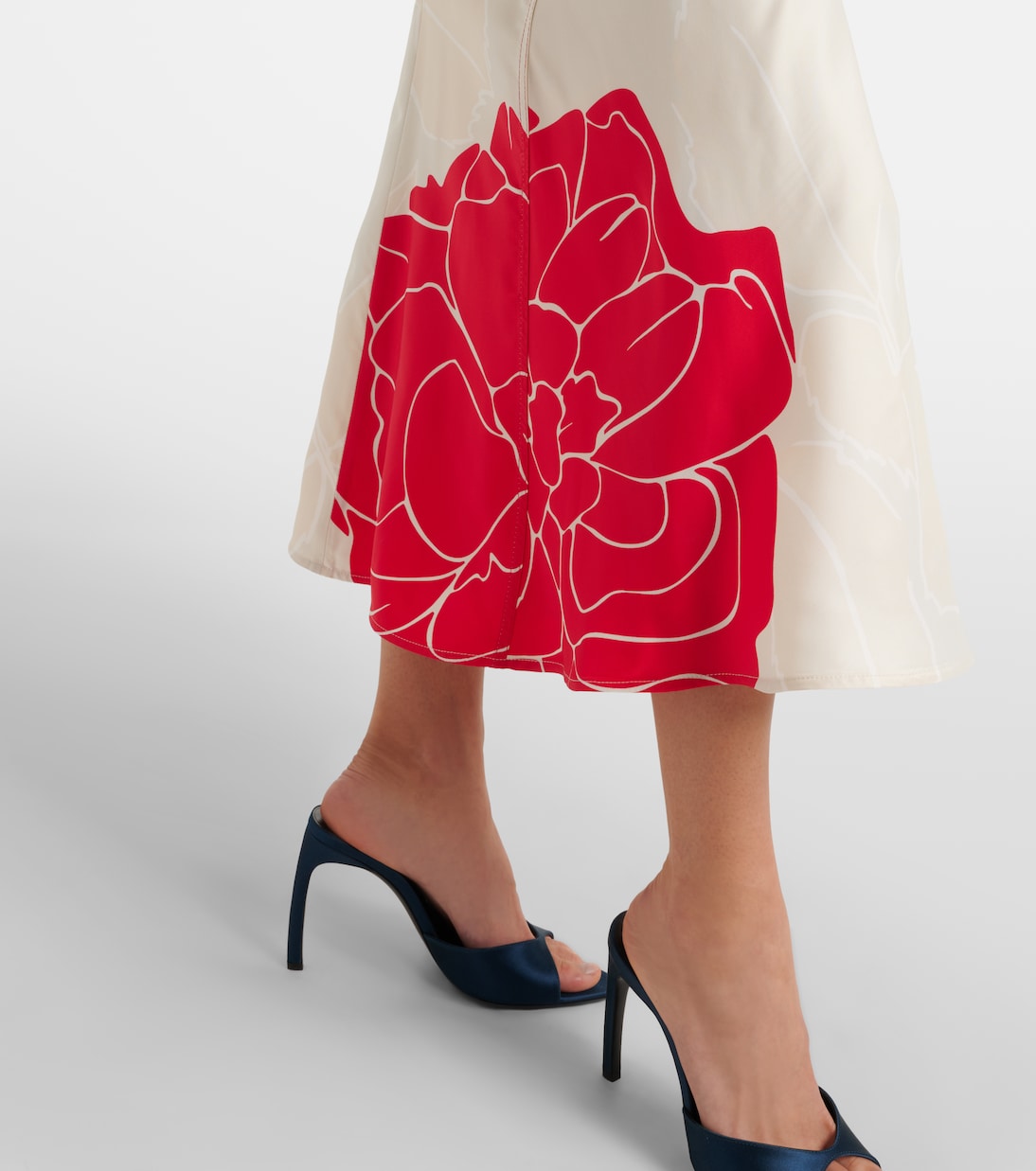 Gathered floral midi dress | Victoria Beckham