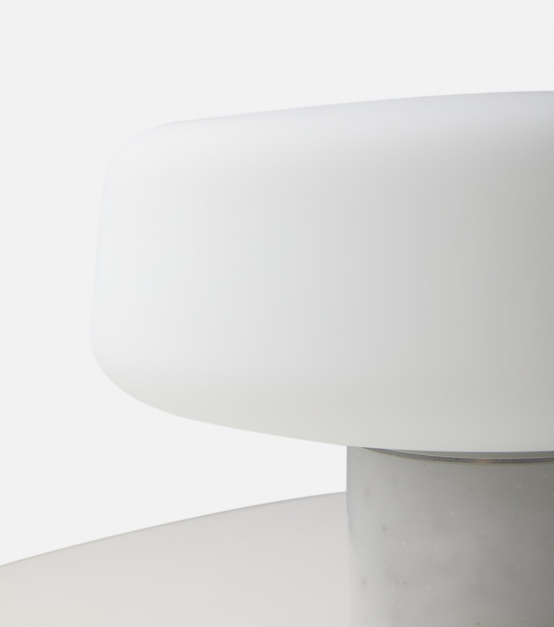 Solid Large Table Light lamp, EU plug | Case Furniture