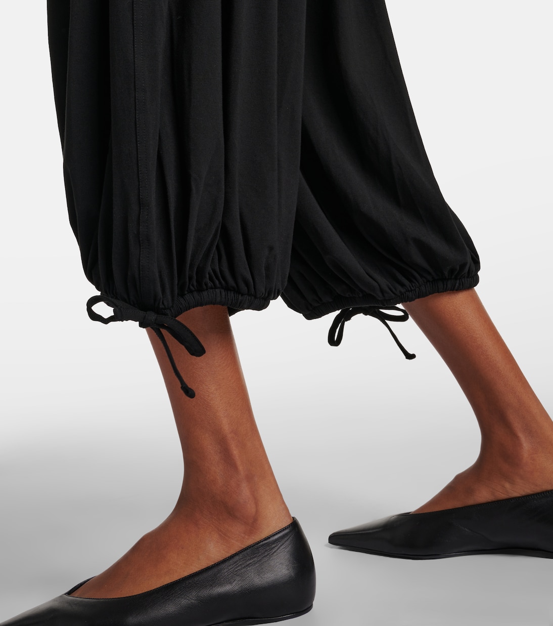 Gathered cropped jersey tapered pants | Toteme