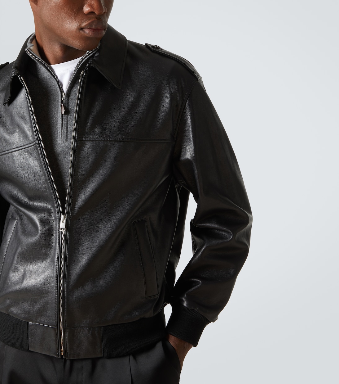 Bomberjacke aus Leder | Frame