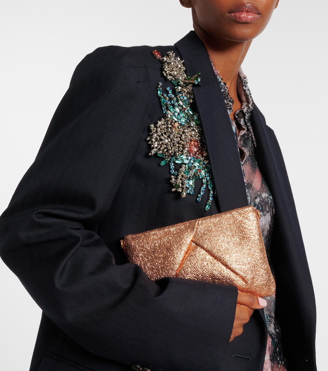 Clutch aus Metallic-Leder | Dries Van Noten
