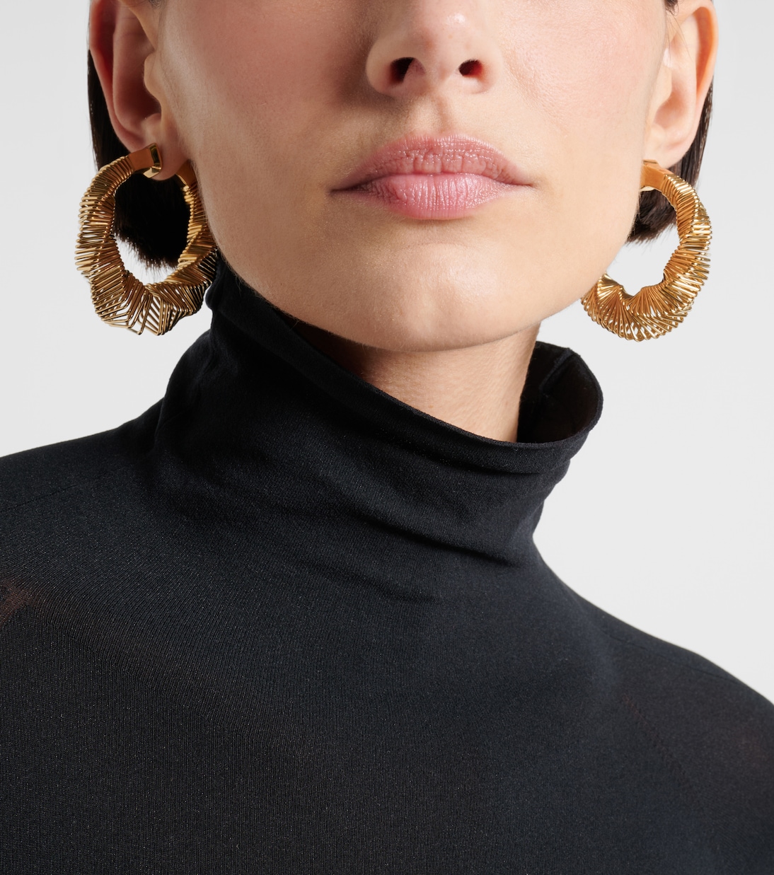 Square Spiral hoop earrings | Alaïa