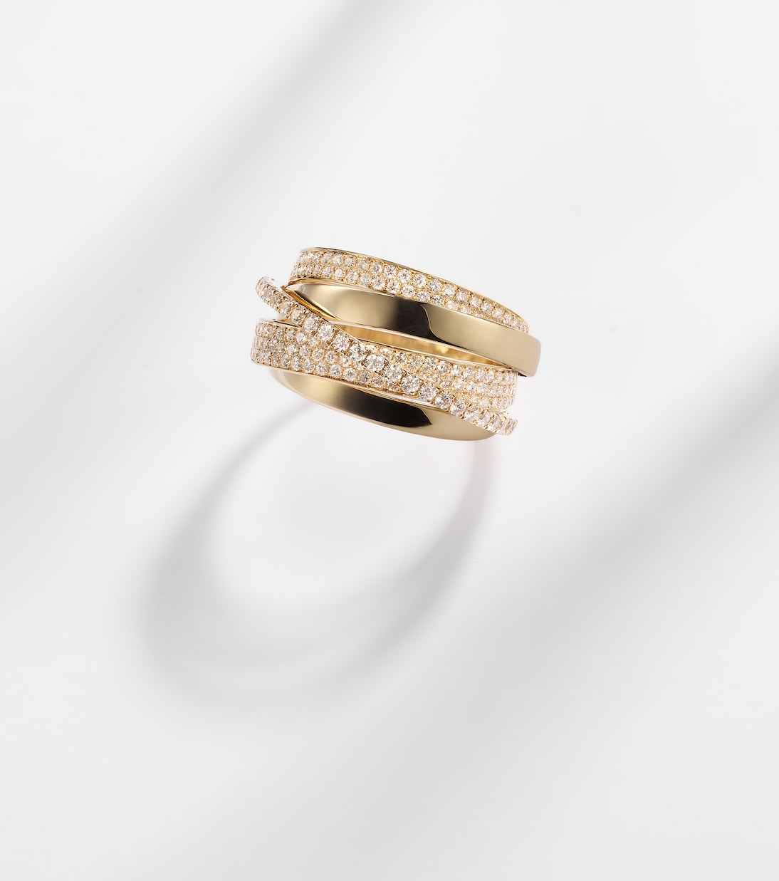 18kt gold ring with diamonds | Shay Jewelry