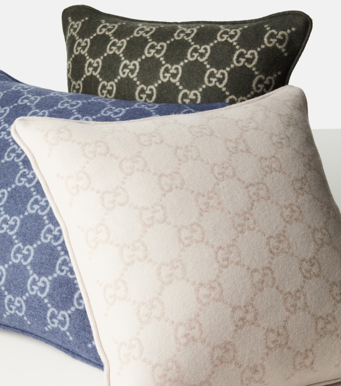 GG jacquard wool and cashmere cushion | Gucci