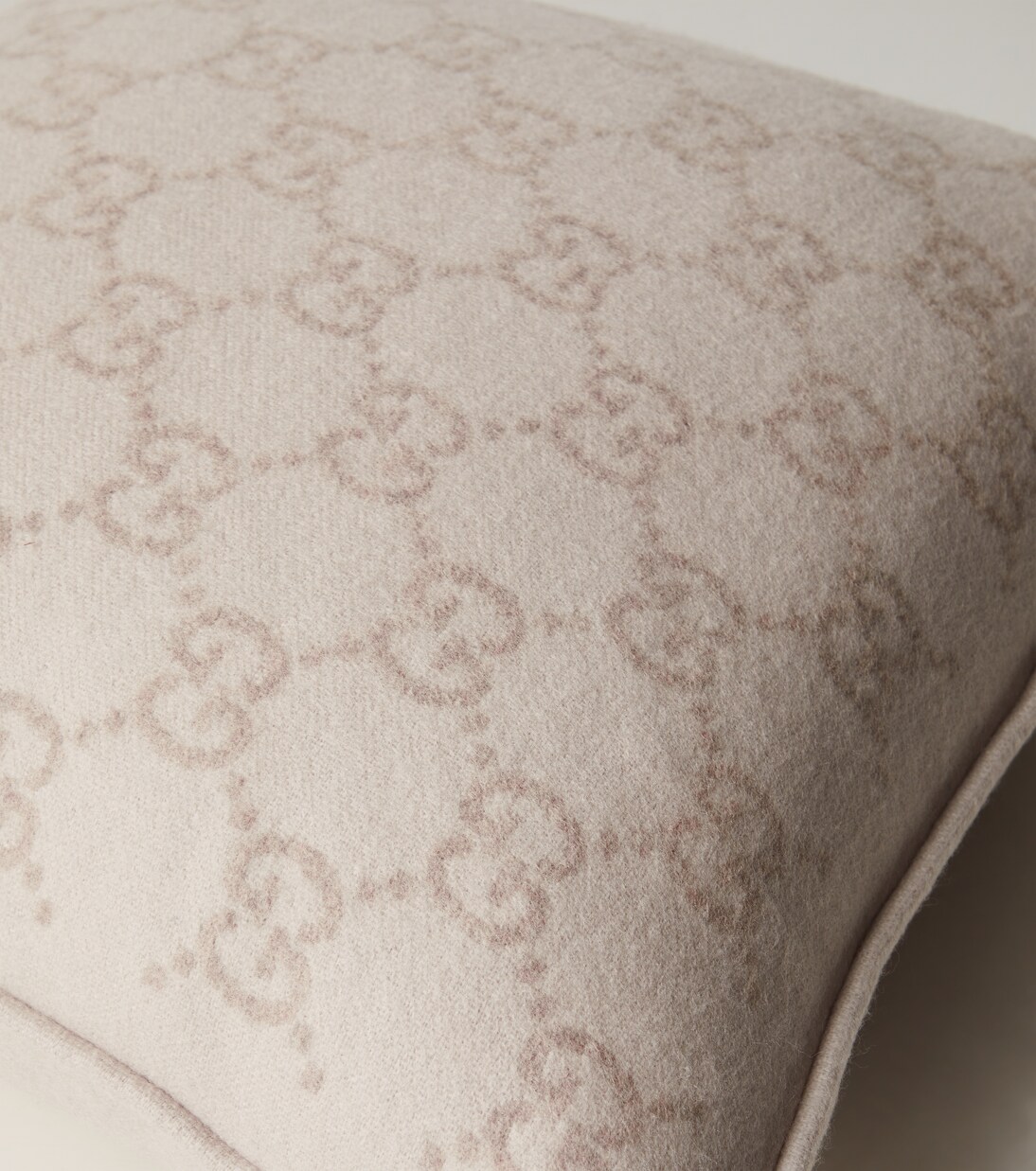 GG jacquard wool and cashmere cushion | Gucci