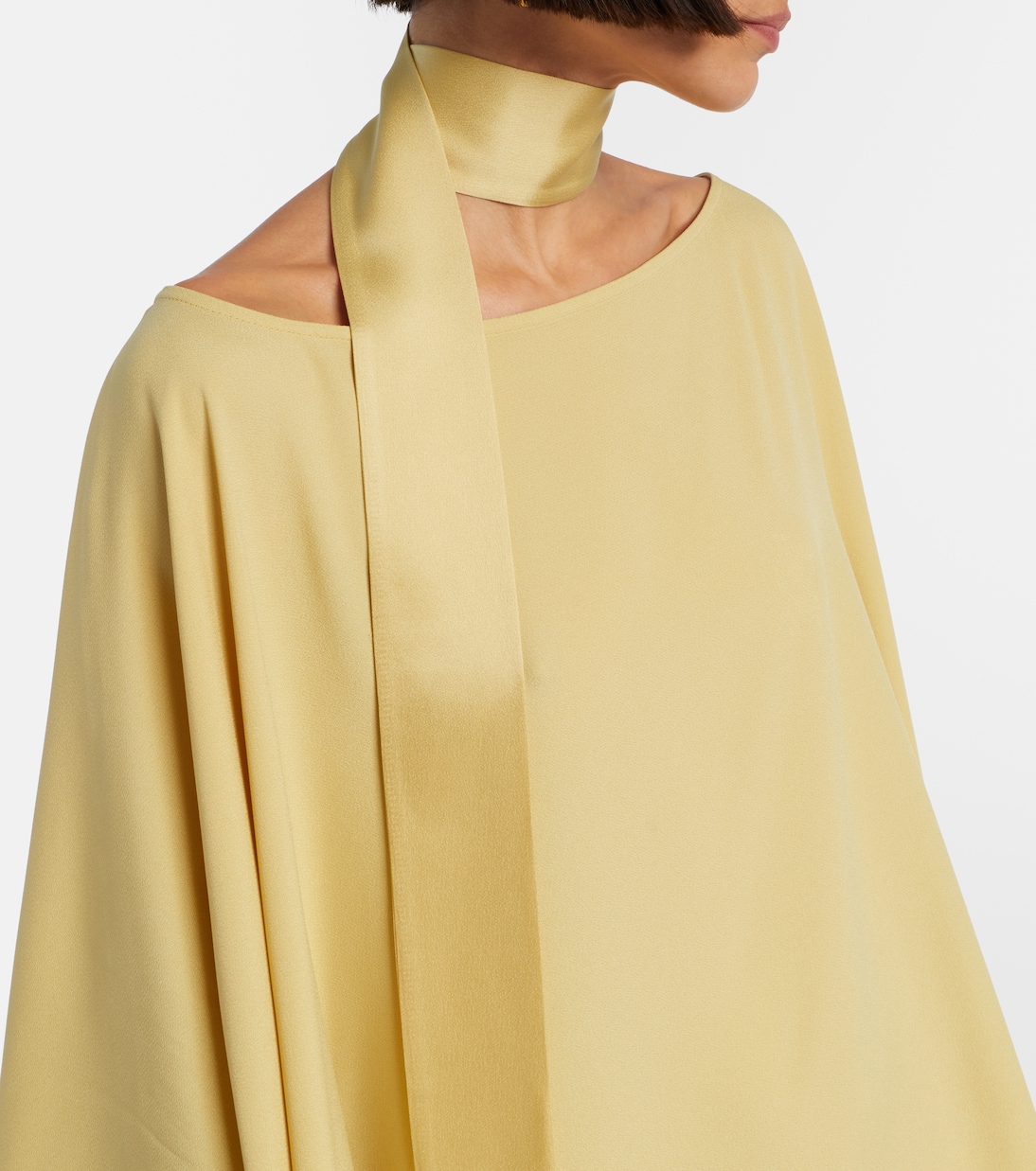 Caftán asimétrico Trebbia de crepé cady | Taller Marmo