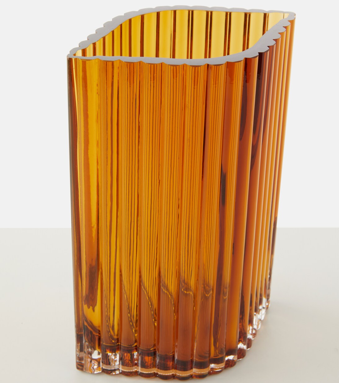 Folium Tall vase | AYTM