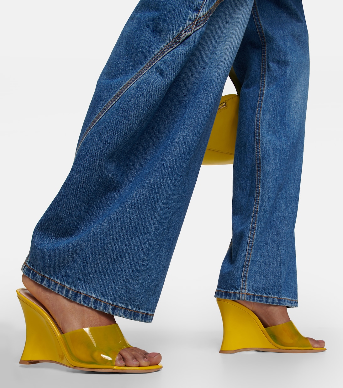 Mules Vernice de PVC con cuña | Gianvito Rossi