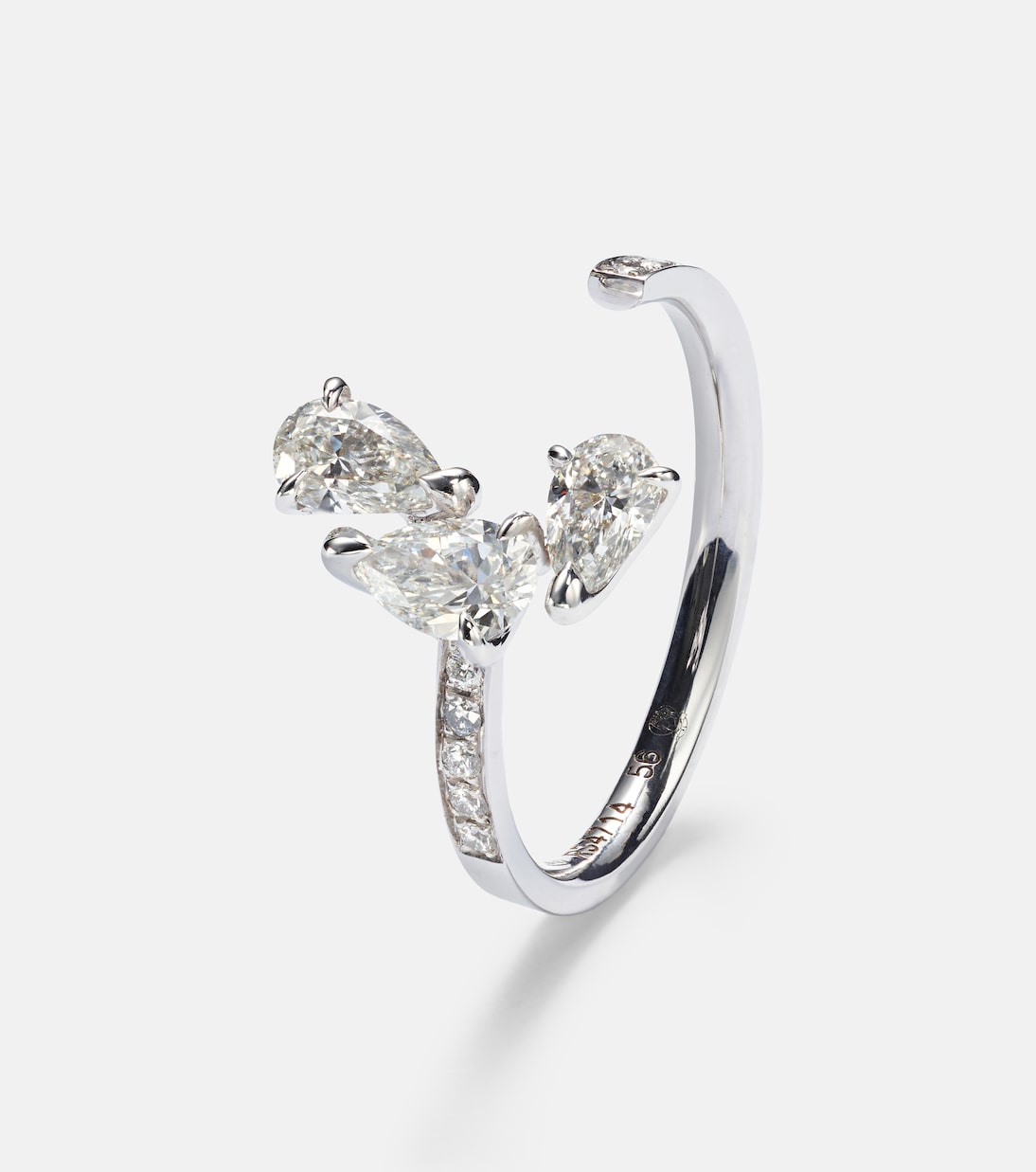Anello in oro bianco 18kt REPOSSI con diamanti, eleganza senza tempo