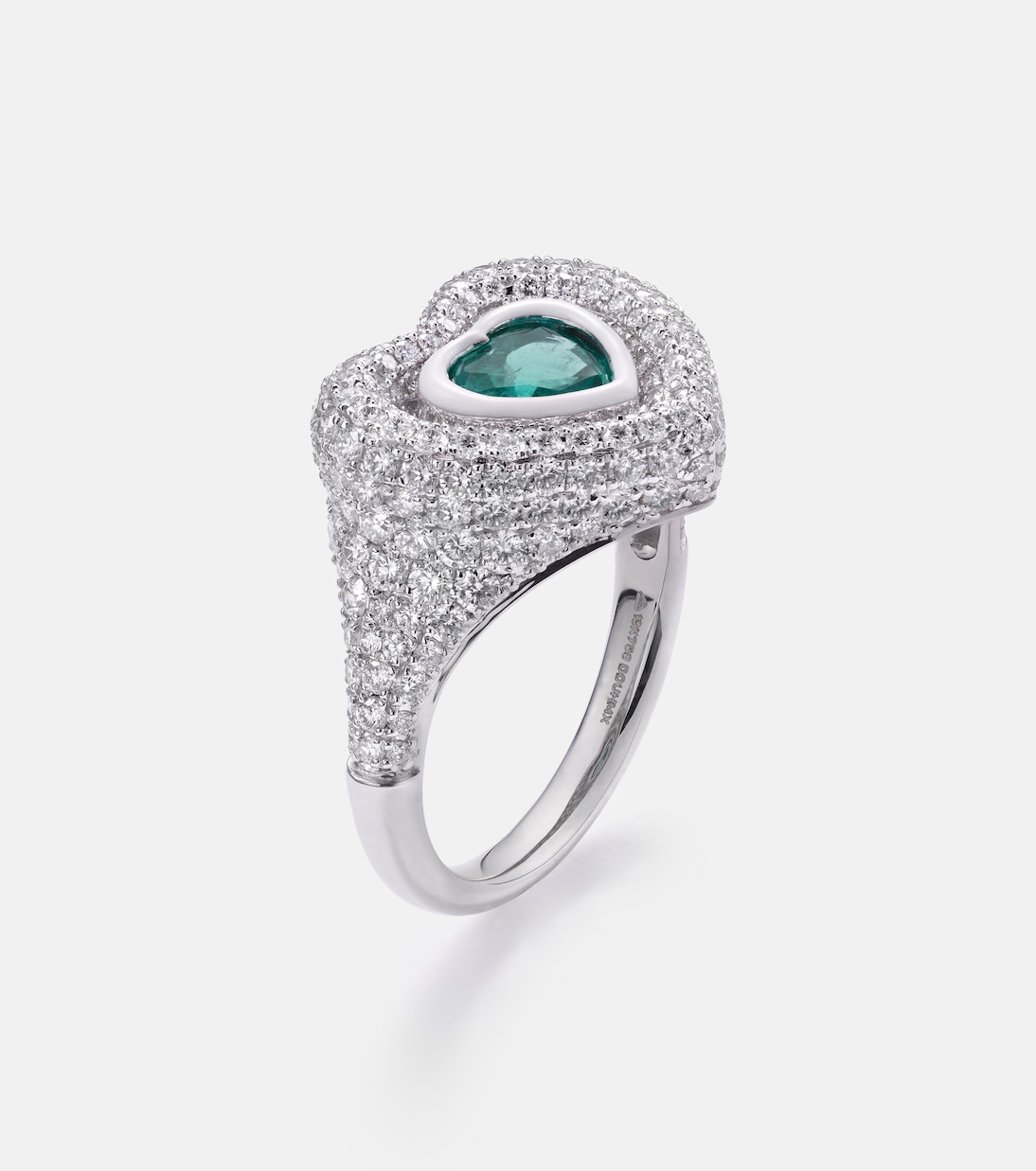 Anello Manaal 2.0 Heart Pinky in oro bianco con tanzanite e diamanti | Kamyen