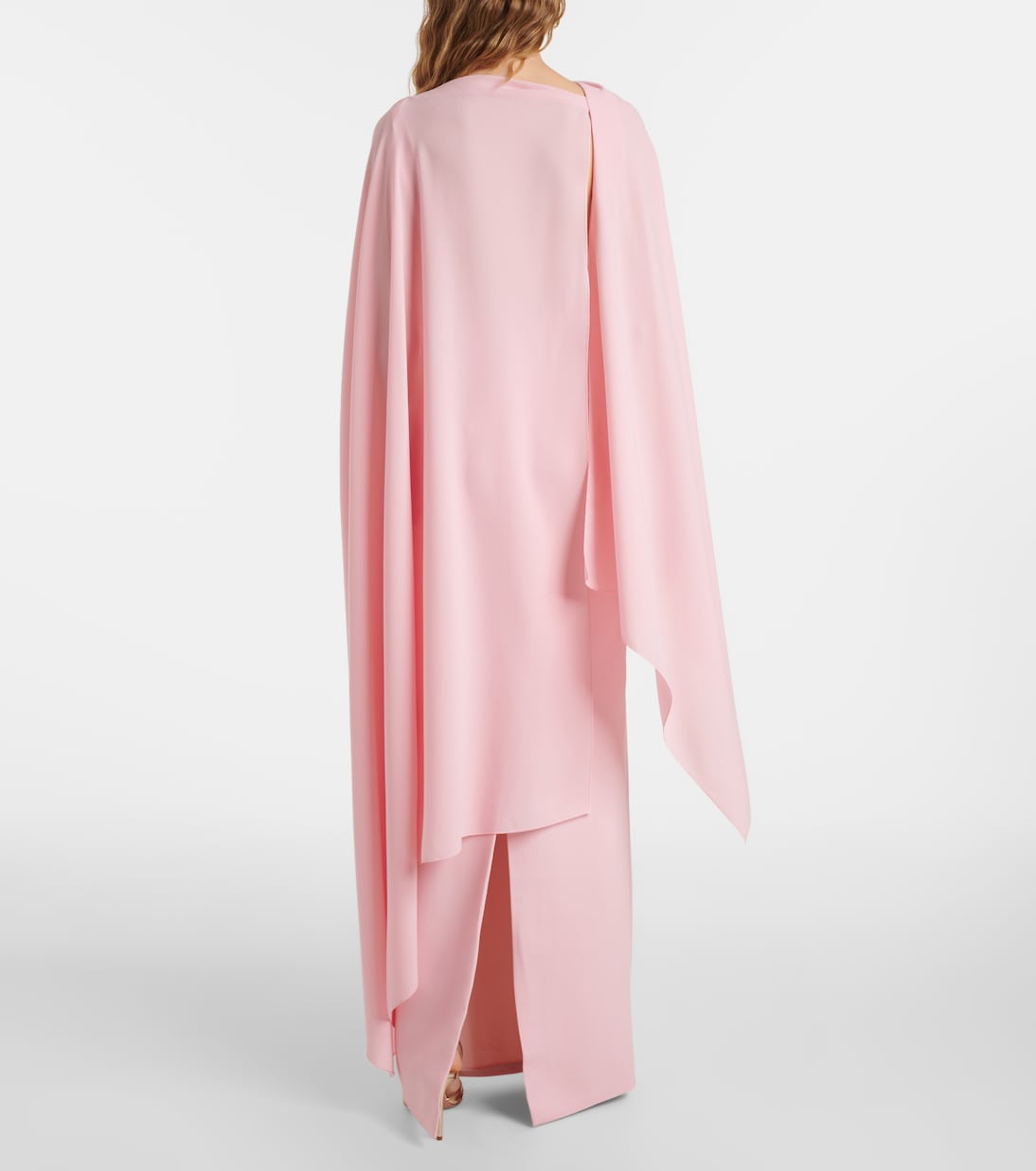 Vestido largo Demetria de crepé con capa | Roksanda