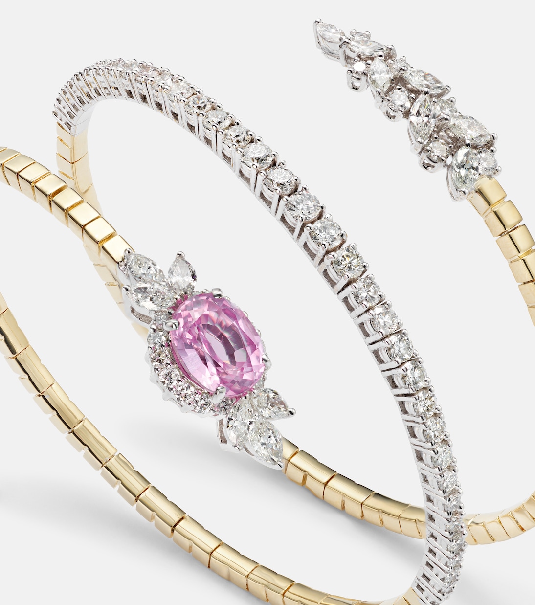 Reign Supreme 18kt gold bangle with sapphire and diamonds | Yeprem