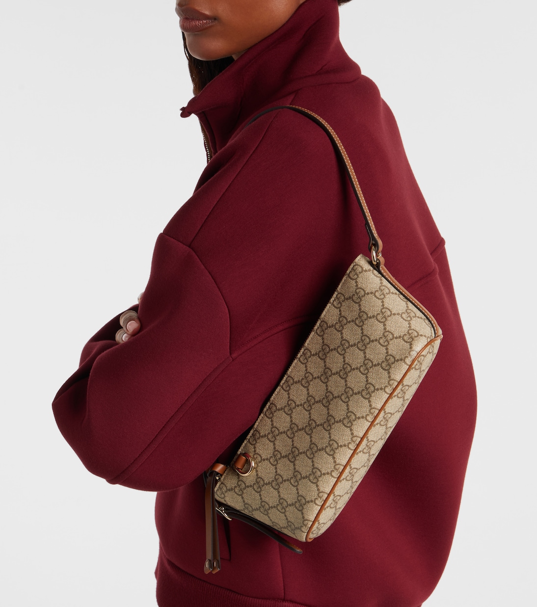 GG Emblem Mini shoulder bag | Gucci