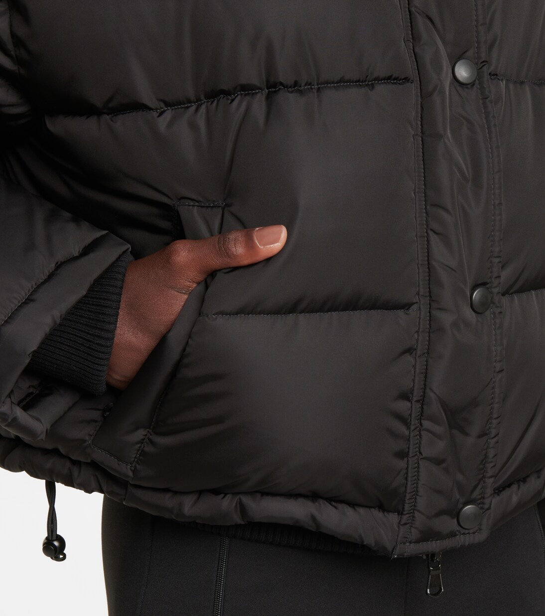 Release 03 - Piumino cropped con cappuccio | Wardrobe.NYC