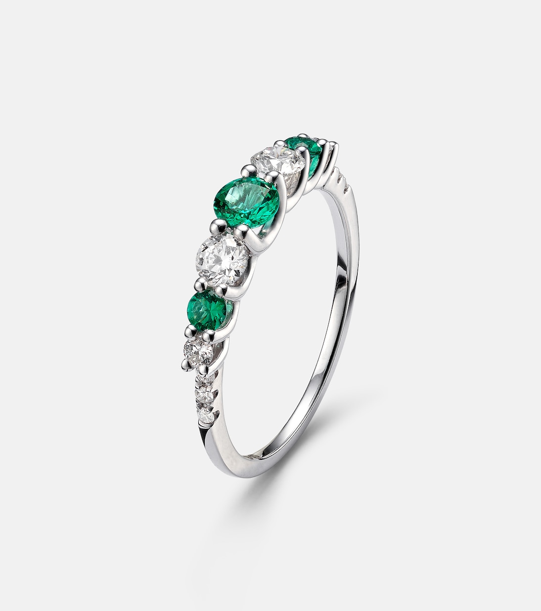 Anello in oro bianco 18kt con smeraldi e diamanti, gioiello elegante per giovani