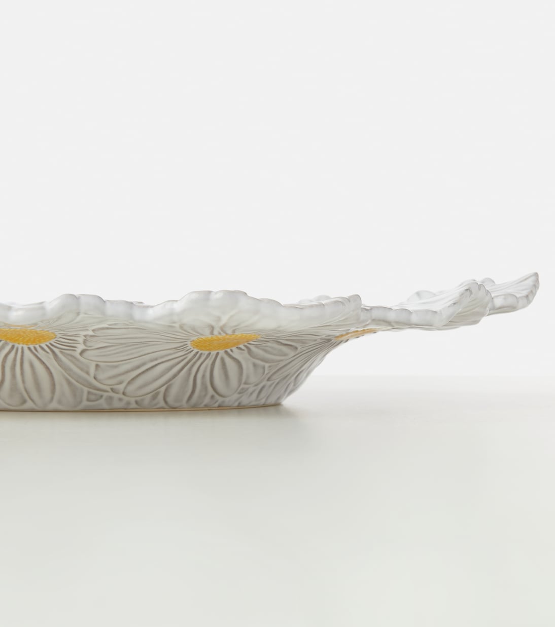 Maria Flor ceramic tray | Bordallo Pinheiro