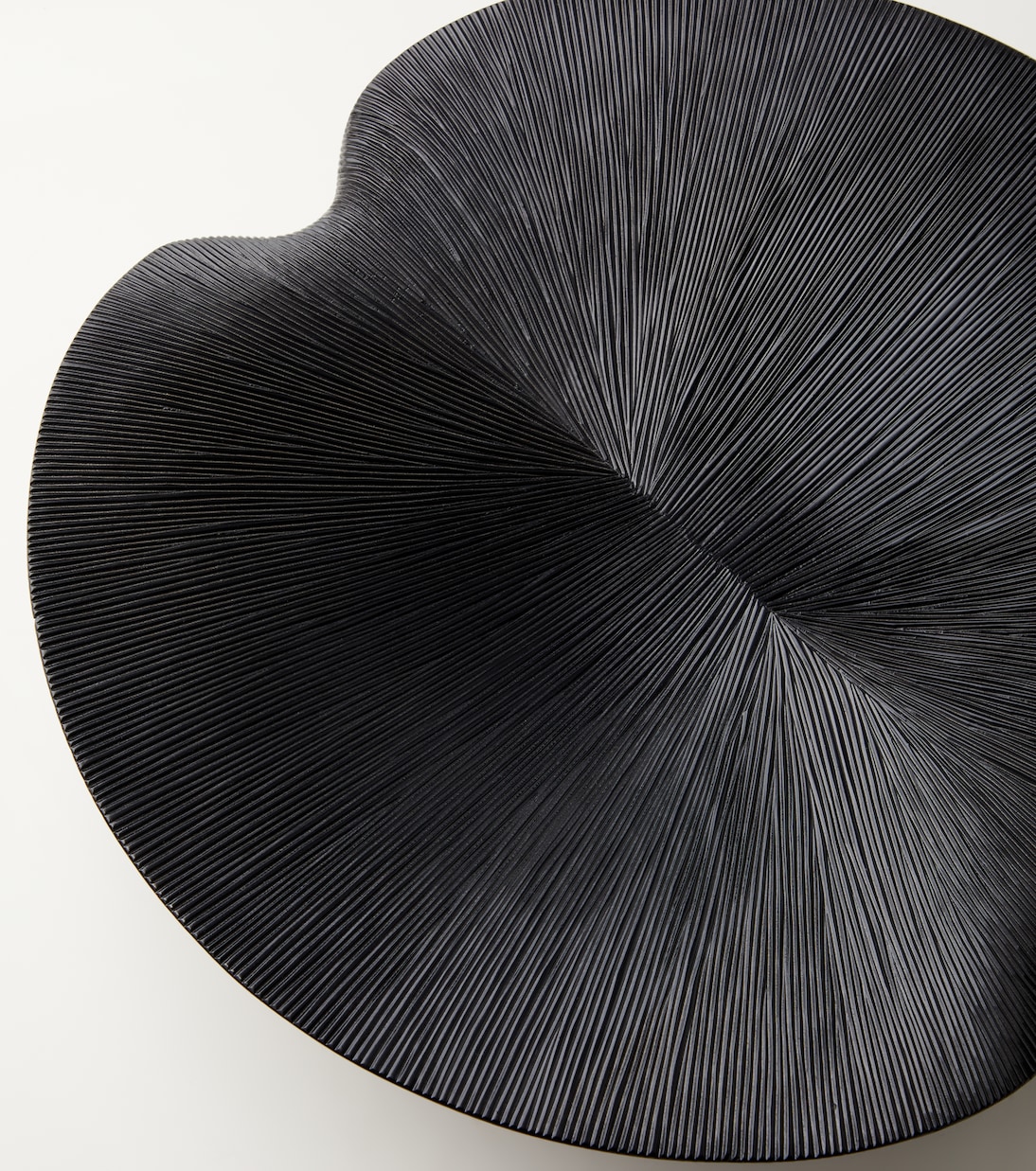 Bol Kala Low en noyer par Monica Förster | Zanat