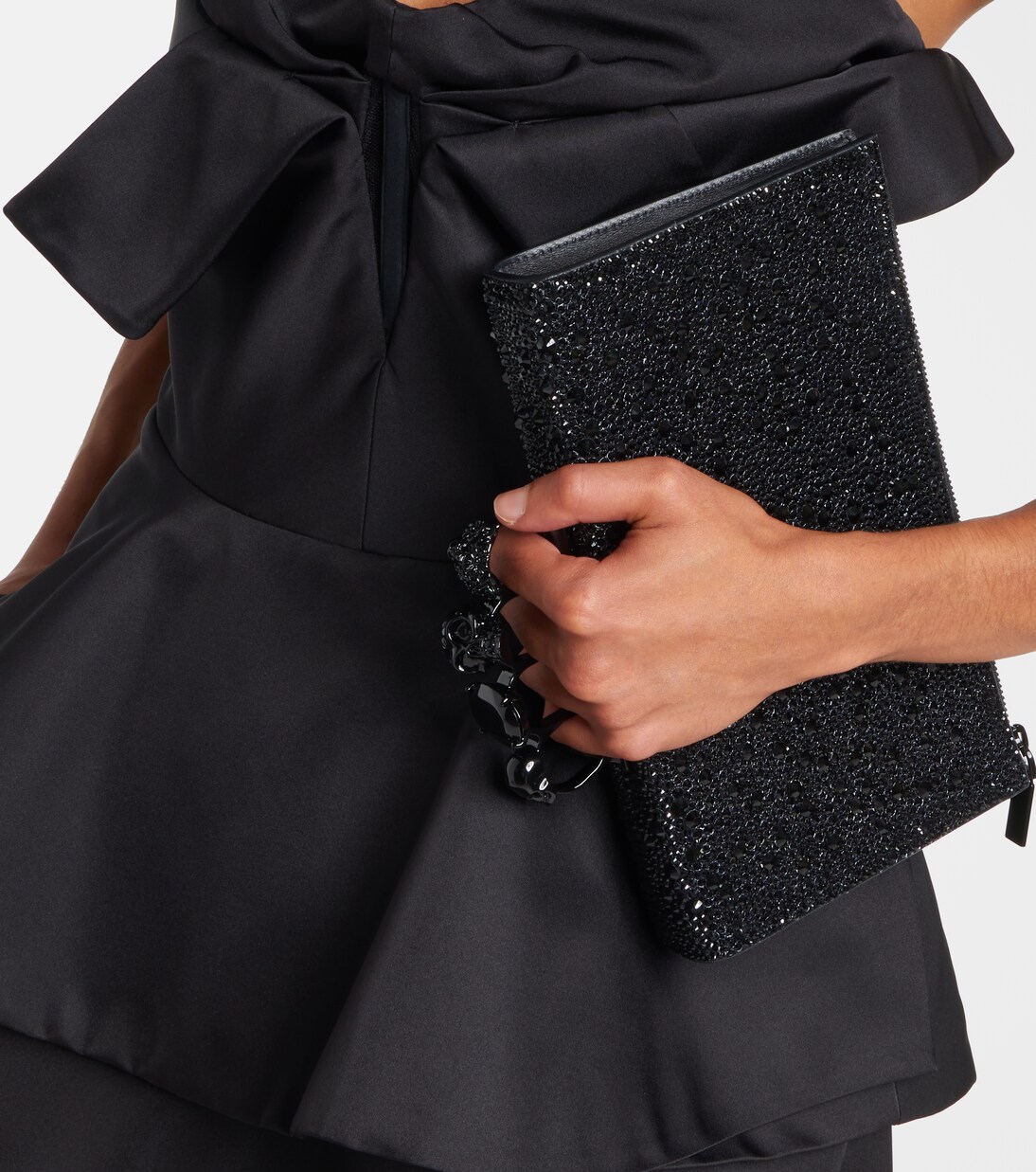 Pouch Skull Knuckle de piel con tachuelas | McQueen