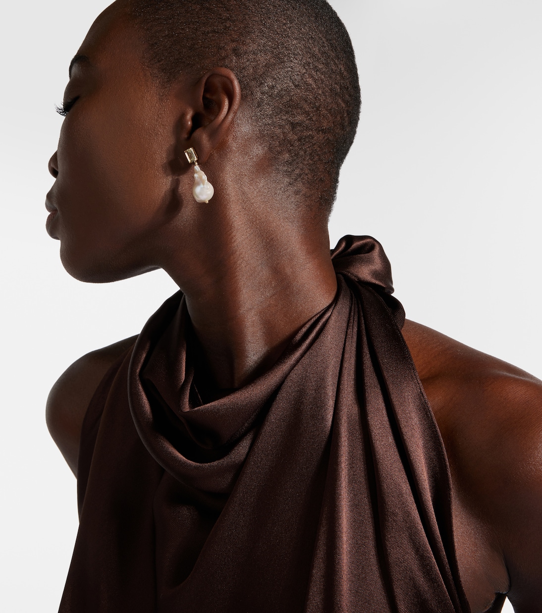 14kt gold drop earrings with amethysts and Baroque pearls | Mateo