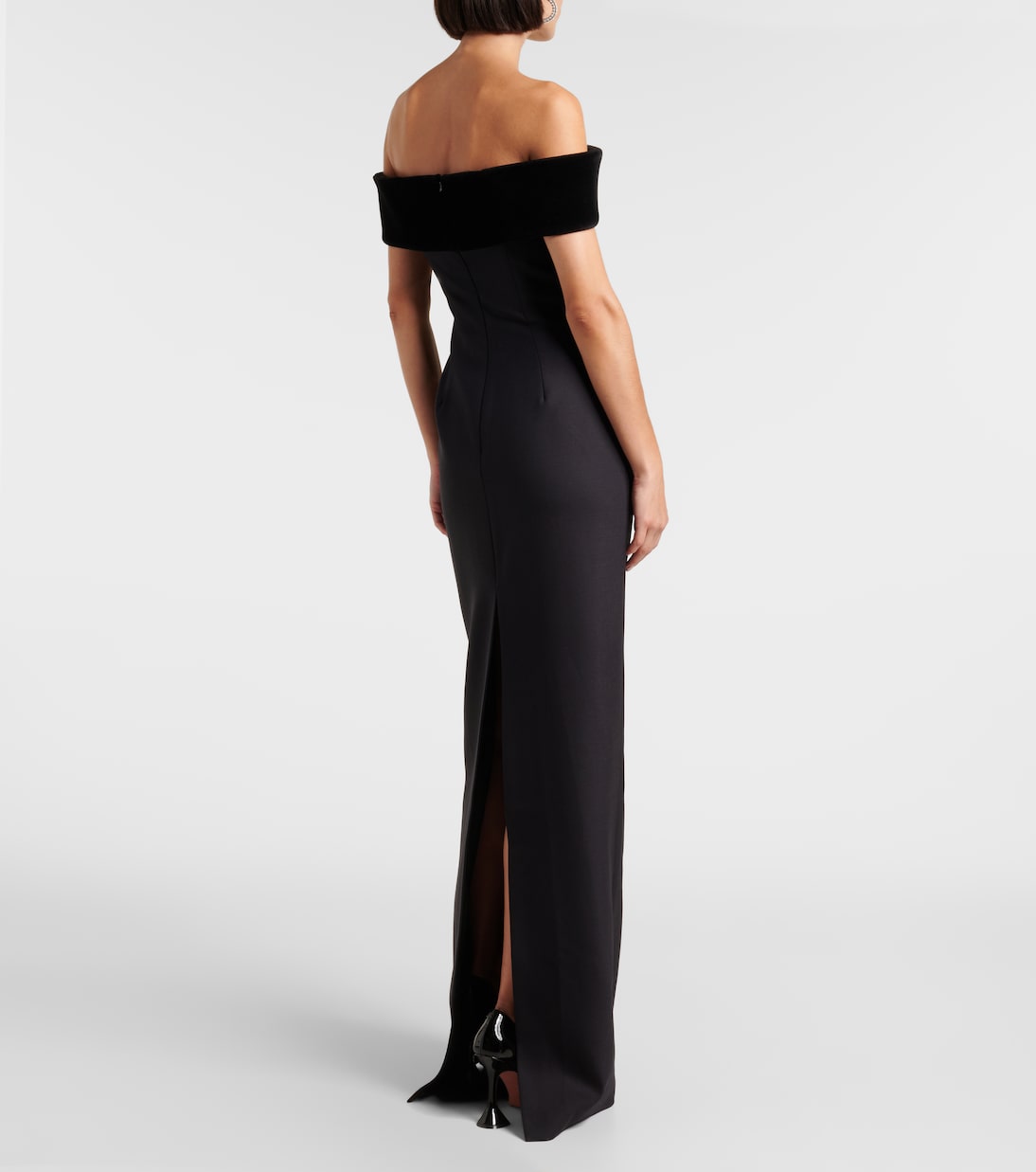 Off-Shoulder-Robe aus Samt | David Koma