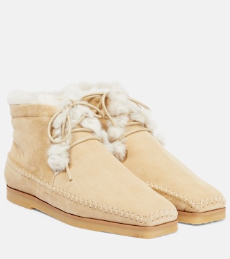 Suede and faux shearling ankle boots | Toteme