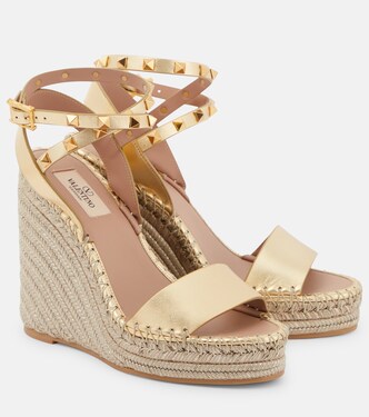 Rockstud metallic leather wedge sandals | Valentino Garavani