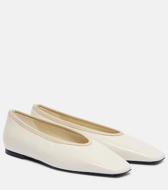 Croc-effect patent leather ballet flats | Toteme