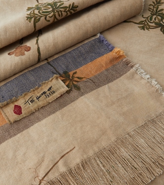 Sharpei striped floral fringed blanket | The House of Lyria