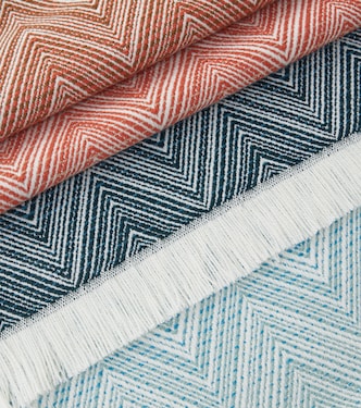 Ciro Zigzag fringed wool throw | Missoni