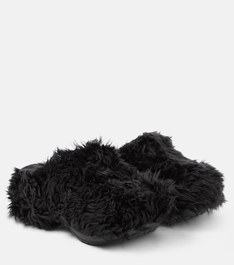 x Crocs faux fur slides | Balenciaga