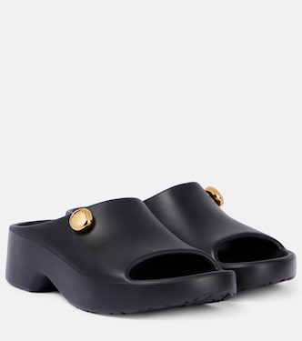 Anagram platform slides | Loewe