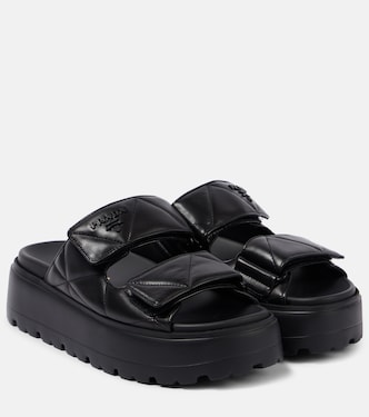 Sandali in pelle matelassé con platform | Prada