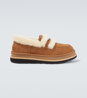 x UGG – Mocassins en daim et shearling | Sacai