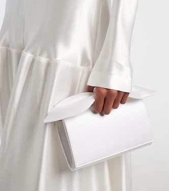 Bow Tie Mini satin clutch | Aquazzura