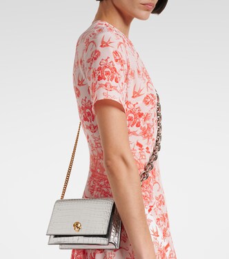 Skull Small leather crossbody bag | McQueen