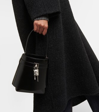 Sac seau Shark Lock en cuir | Givenchy