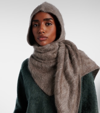 Cashmere hood | Lisa Yang