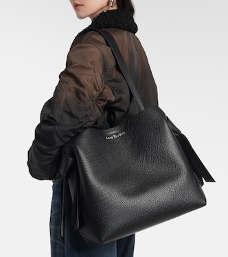 Schultertasche Musubi Medium aus Leder | Acne Studios