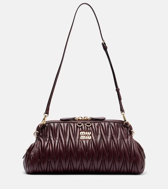 Matelassé leather clutch | Miu Miu