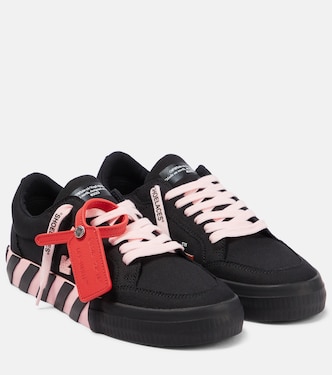 Baskets Low Vulcanized en toile | Off-White