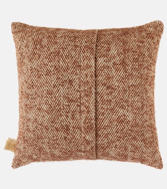 Vitim jute, mohair, and wool-blend cushion | The House of Lyria