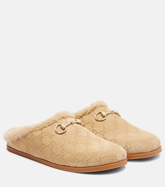 Mules New Sol in suede con shearling | Gucci